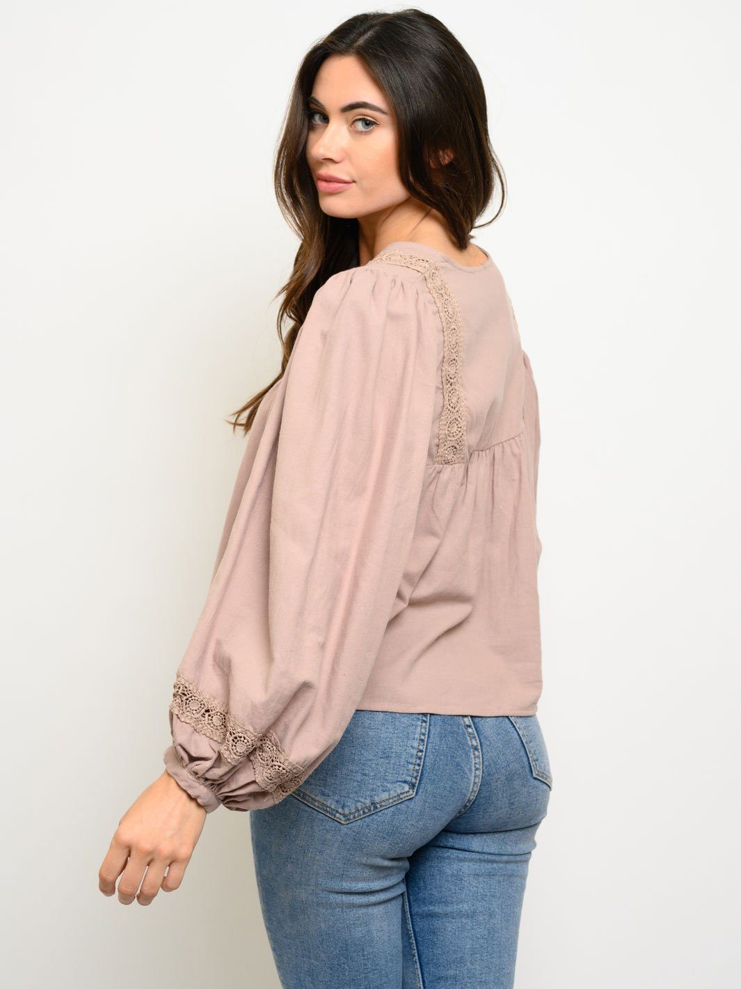 WOMEN'S V-NECK LONG SLEEVE TOP