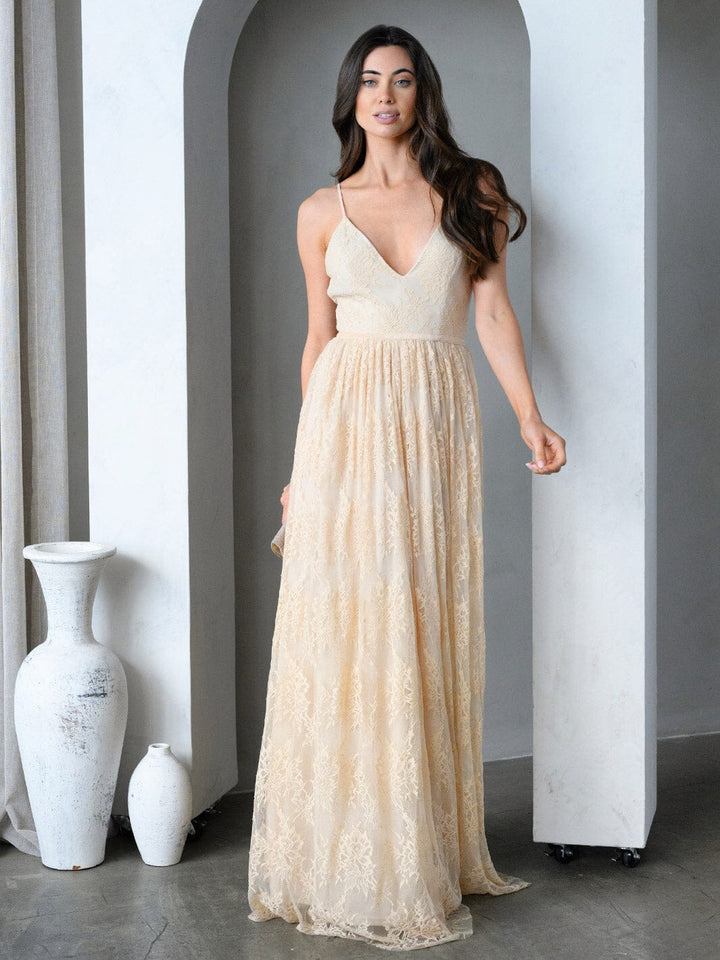 WOMEN'S SLEEVELESS V-NECK LACE GOWN MAXI DRESS