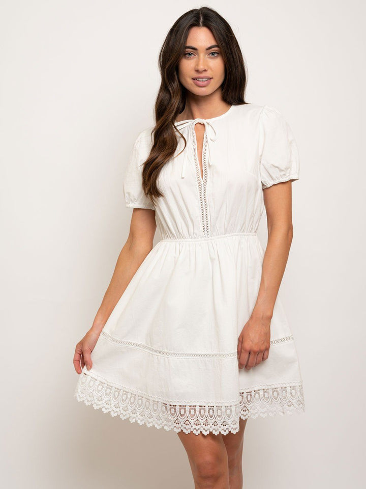 WOMEN'S PUFF SHORT SLEEVE LACE TRIM MINI DRESS
