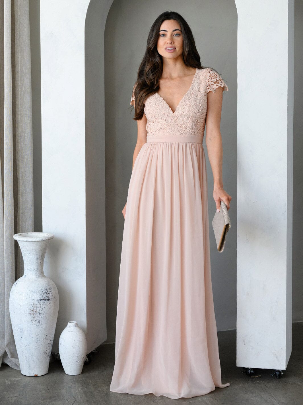 WOMEN'S SHORT SLEEVE V-NECK LACE OPEN BACK GOWN MAXI DRESS