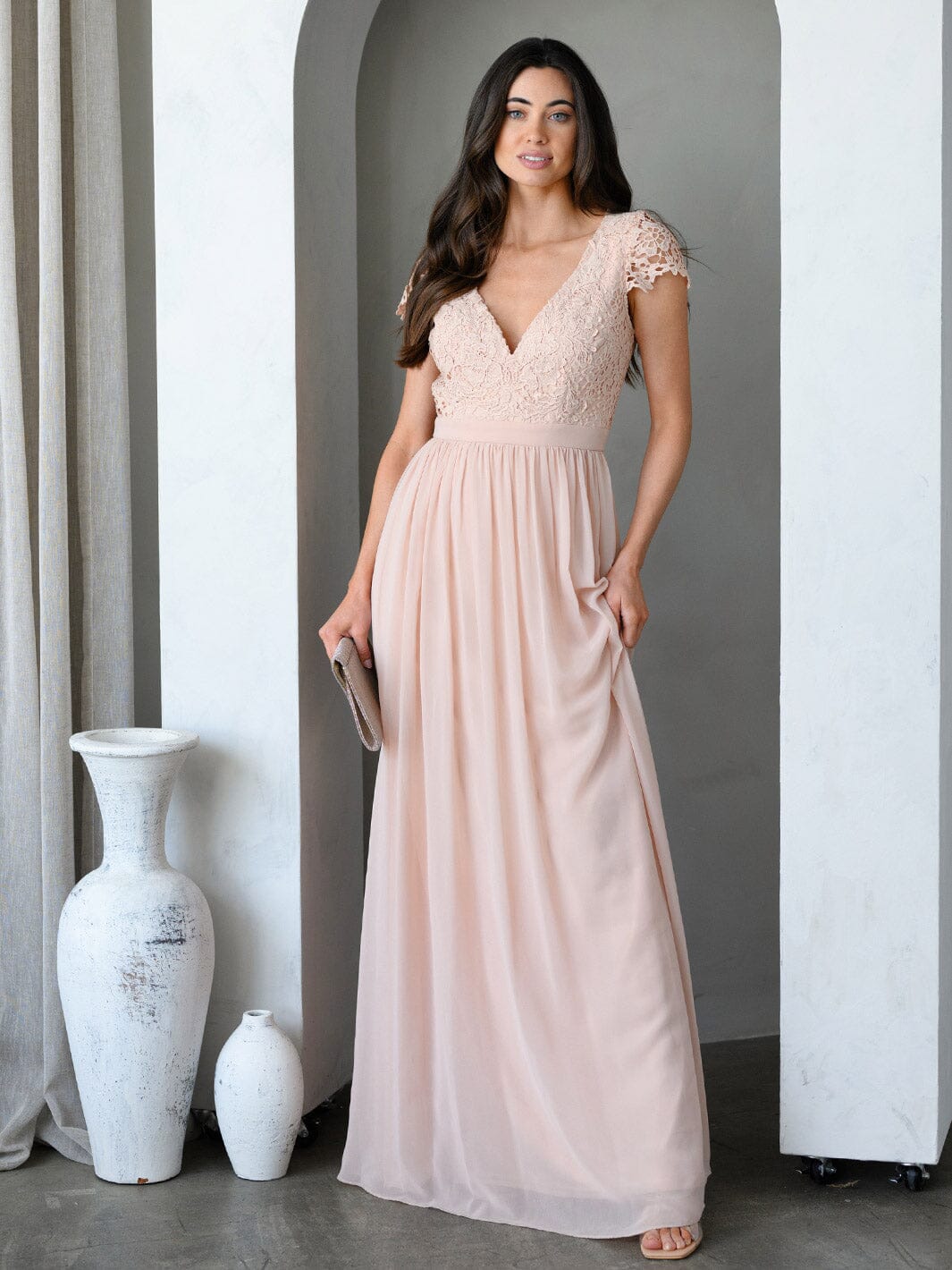 WOMEN'S SHORT SLEEVE V-NECK LACE OPEN BACK GOWN MAXI DRESS