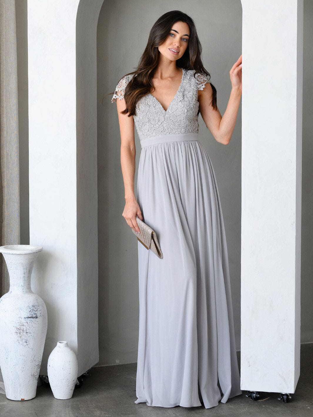 WOMEN'S SHORT SLEEVE V-NECK LACE OPEN BACK GOWN MAXI DRESS