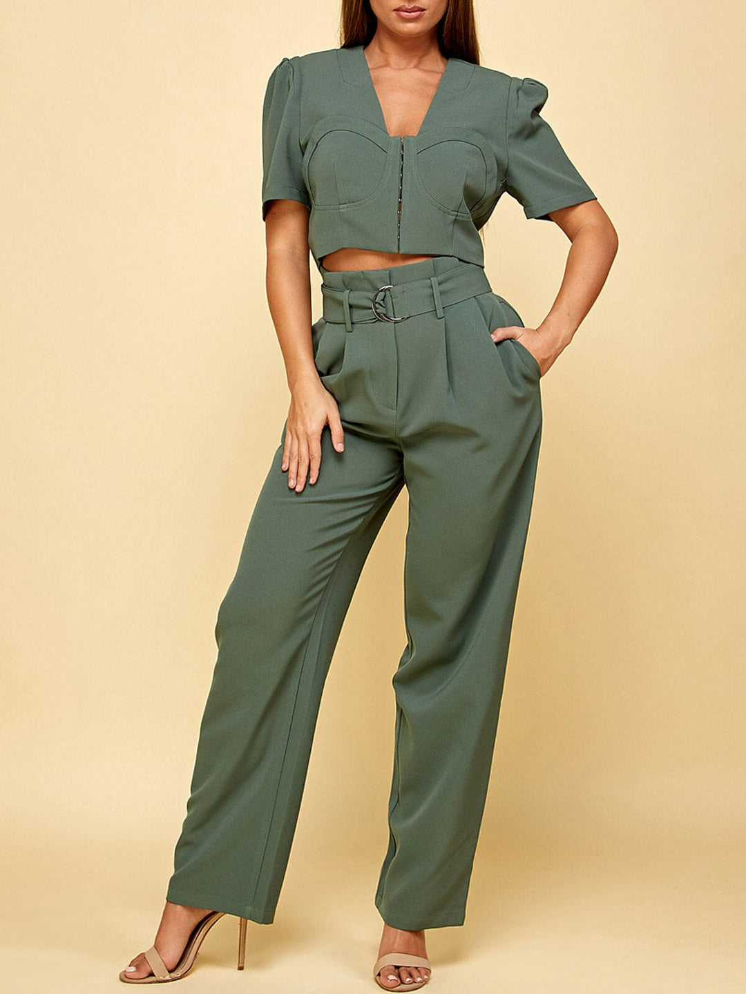 WOMEN'S SHORT SLEEVE TOP & BELTED PANTS 2PC SET