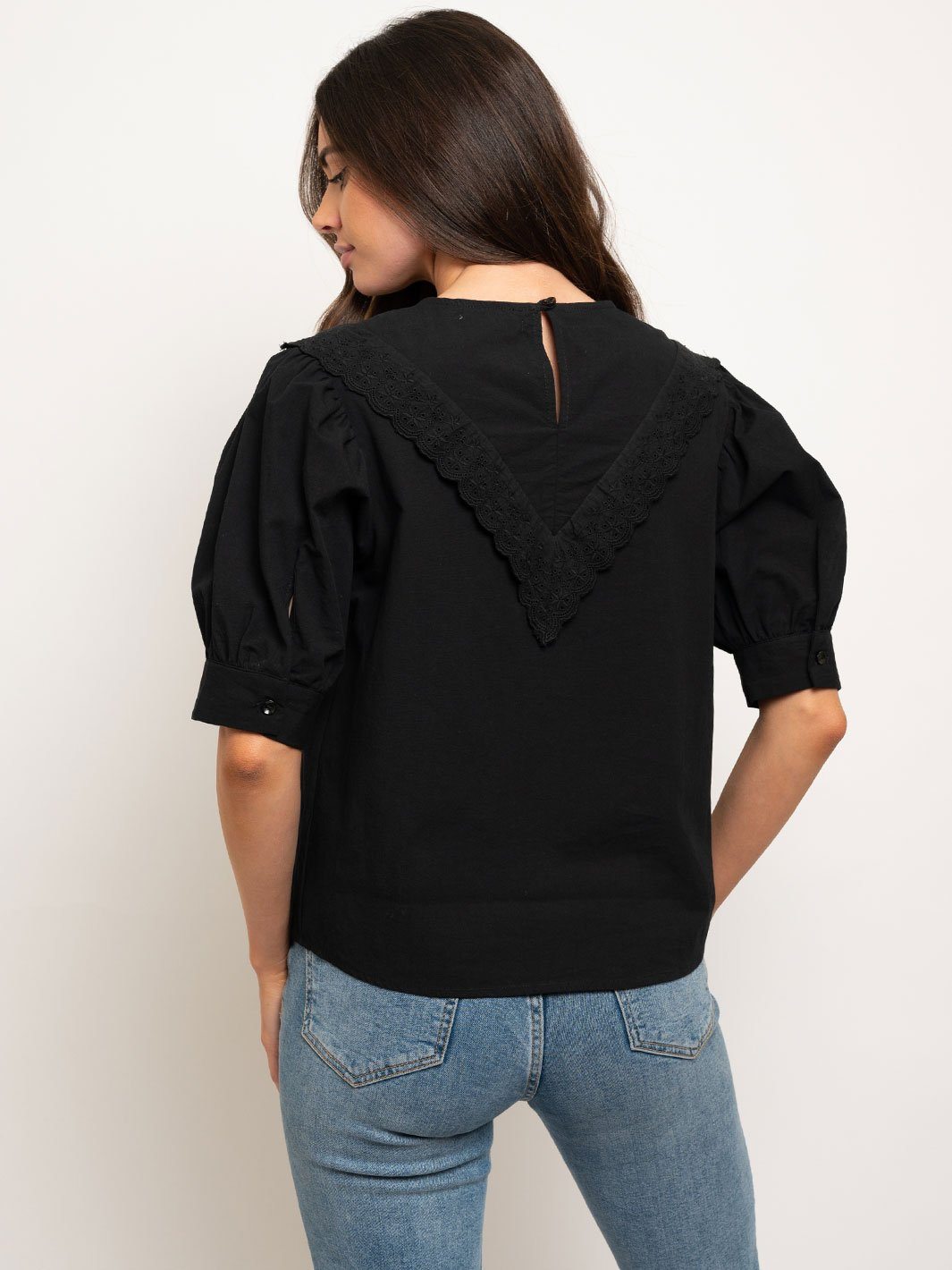 WOMEN'S SHORT SLEEVE COTTON EYELET TOP