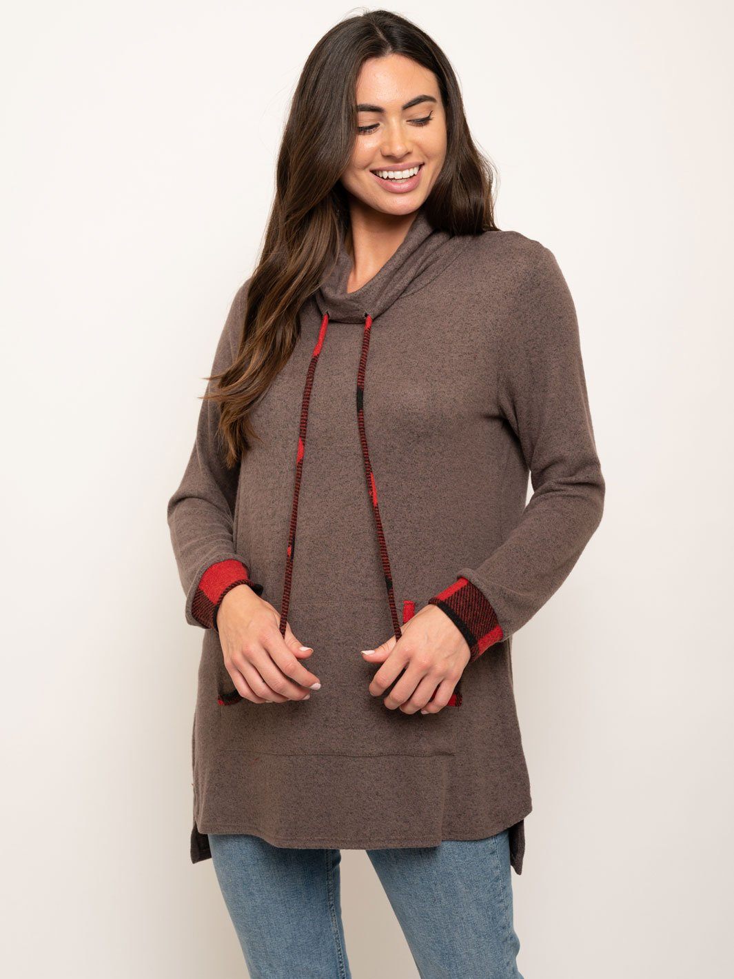 WOMEN'S LONG SLEEVE PRINT DETAIL TOP