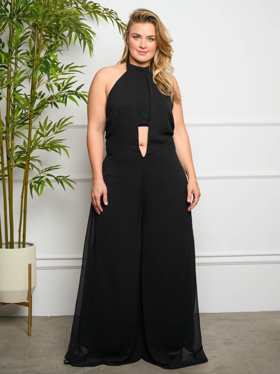 PLUS SIZE OPEN BACK JUMPSUIT