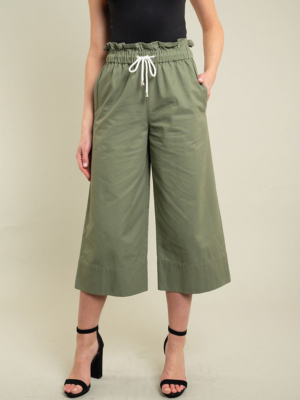 WOMEN'S OLIVE CROP PANT