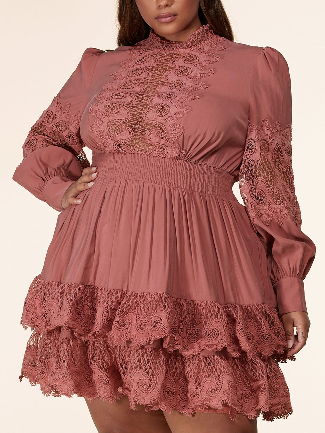 PLUS SIZE LONG PUFF SLEEVES RUFFLE LACE DETAILED MINI DRESS