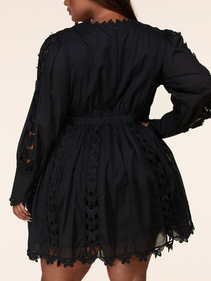 PLUS SIZE LONG SLEEVE V-NECK BUTTERFLY CROCHET DETAILED MINI DRESS