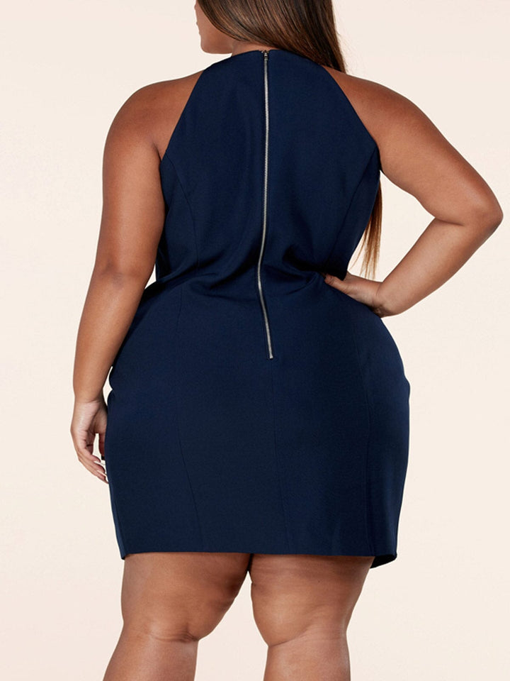 PLUS SIZE SLEEVELESS V-NECK BUTTON CLOSURE MINI DRESS