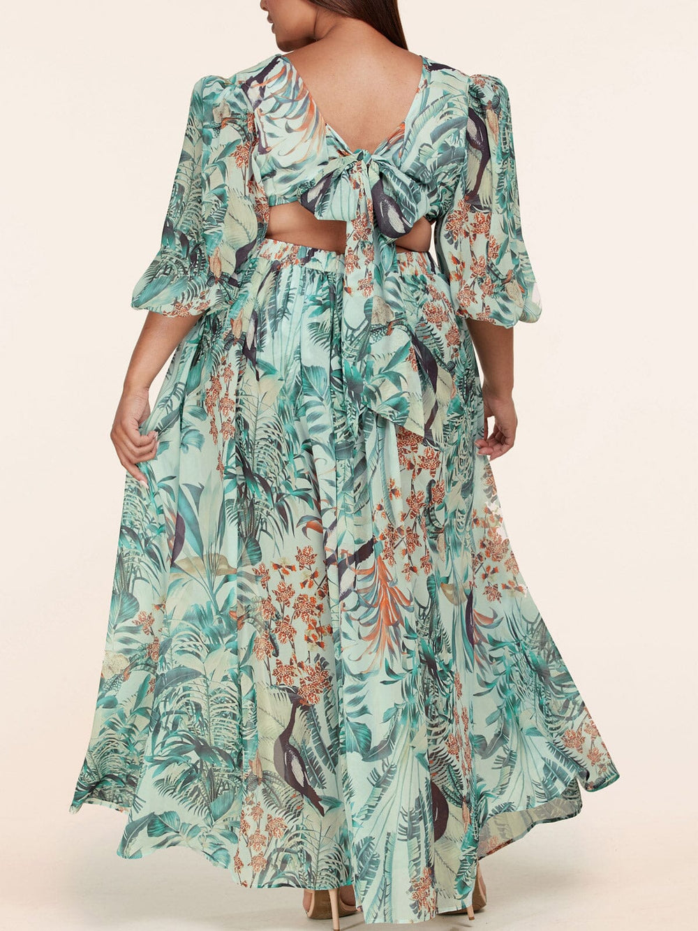 PLUS SIZE 3/4 SLEEVE CUT OUT FLORAL MAXI DRESS