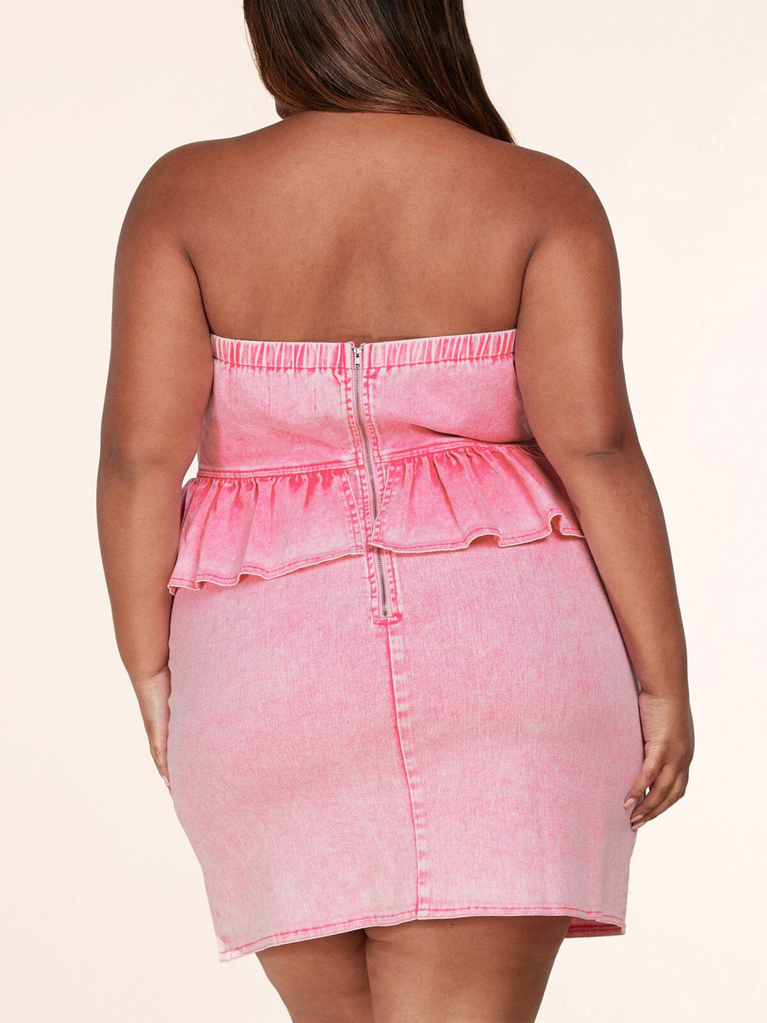 PLUS SIZE SLEEVELESS RUFFLE BOSYCON MINI DRESS