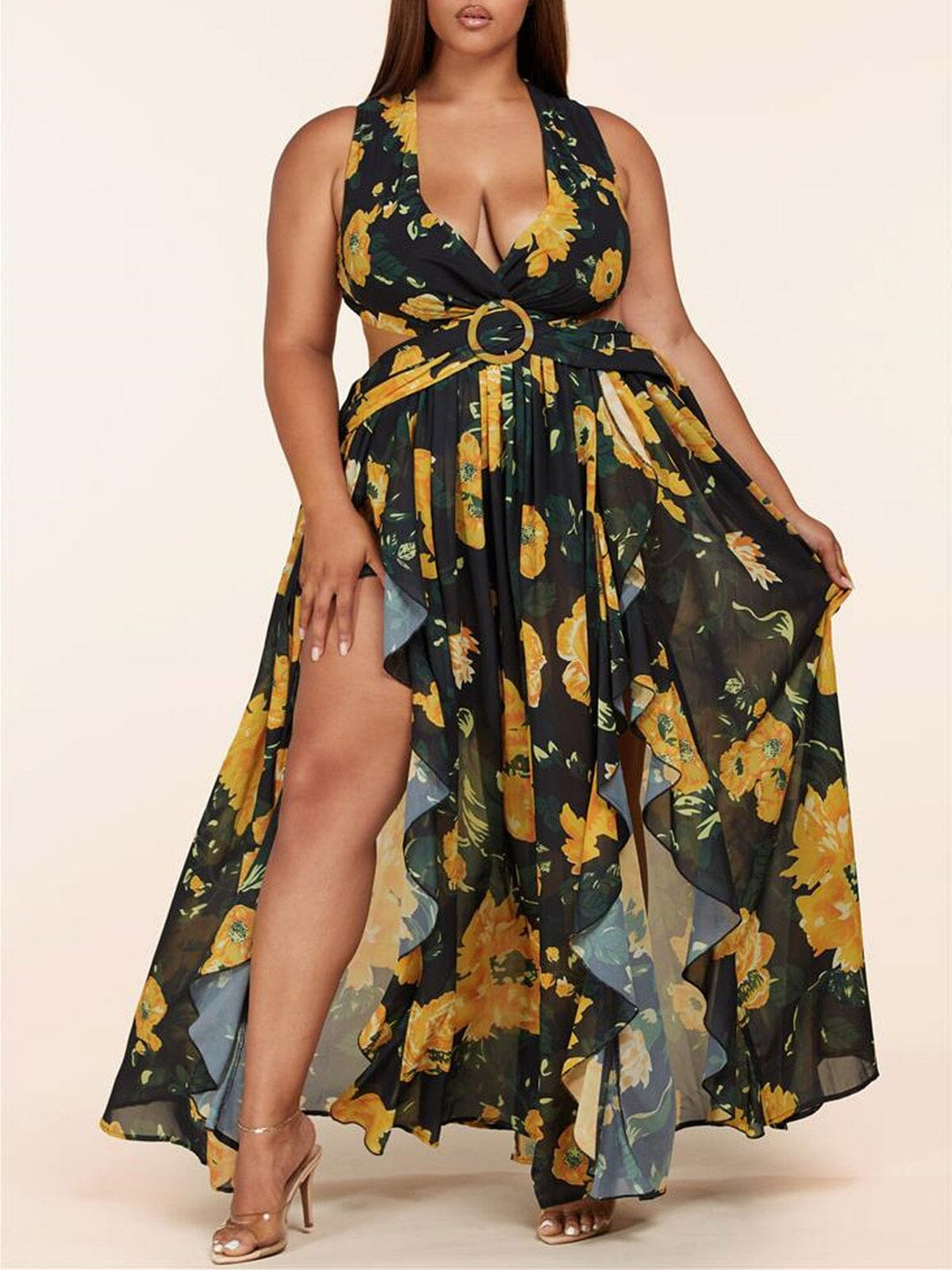 PLUS SIZE SLEEVELESS V-NECK FLORAL MAXI DRESS