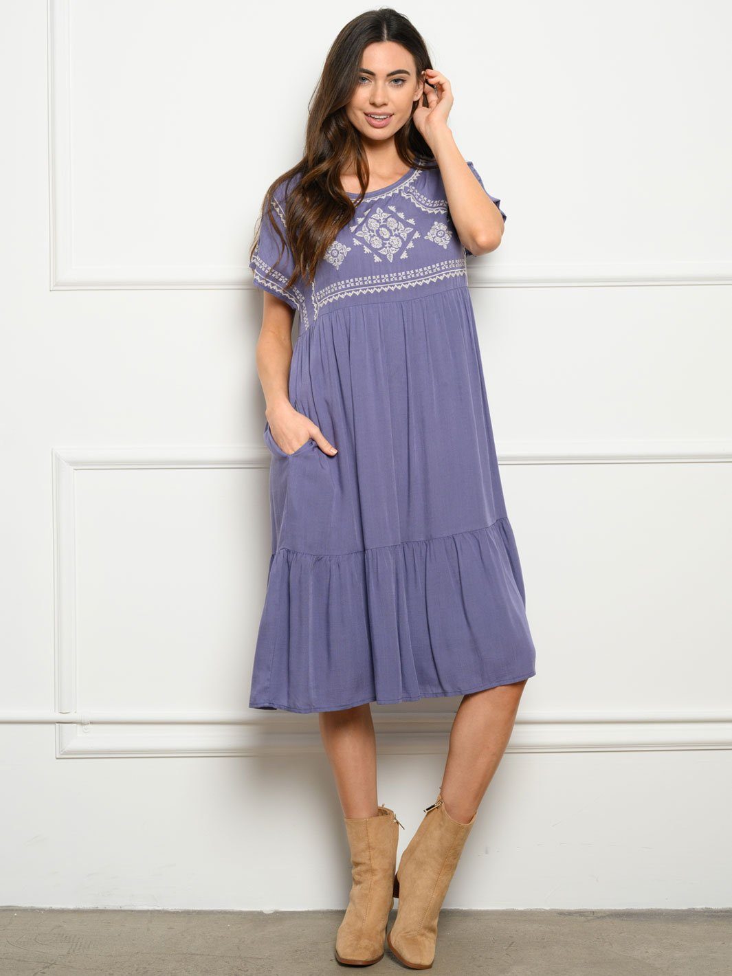 WOMEN'S EMBROIDERY POCKETS MIDI DRESS