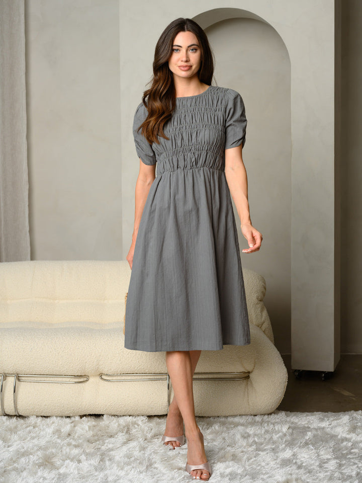 WOMEN'S SMOCKED BODICE RUCHED SHORT SLEEVE MIDI DRESS