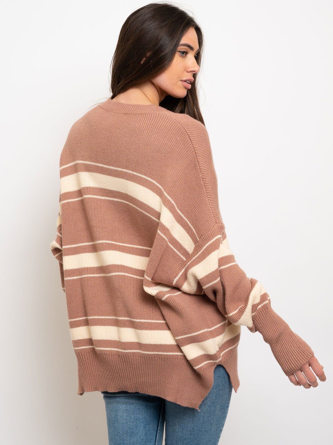 WOMEN'S OVERSIZED STRIPES SWEATER
