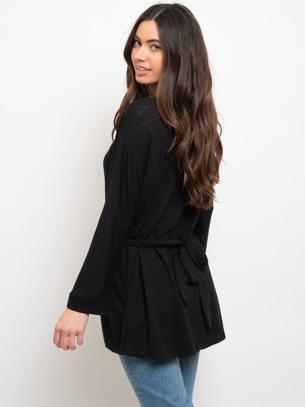 WOMEN'S FRONT TIE V NECK TOP