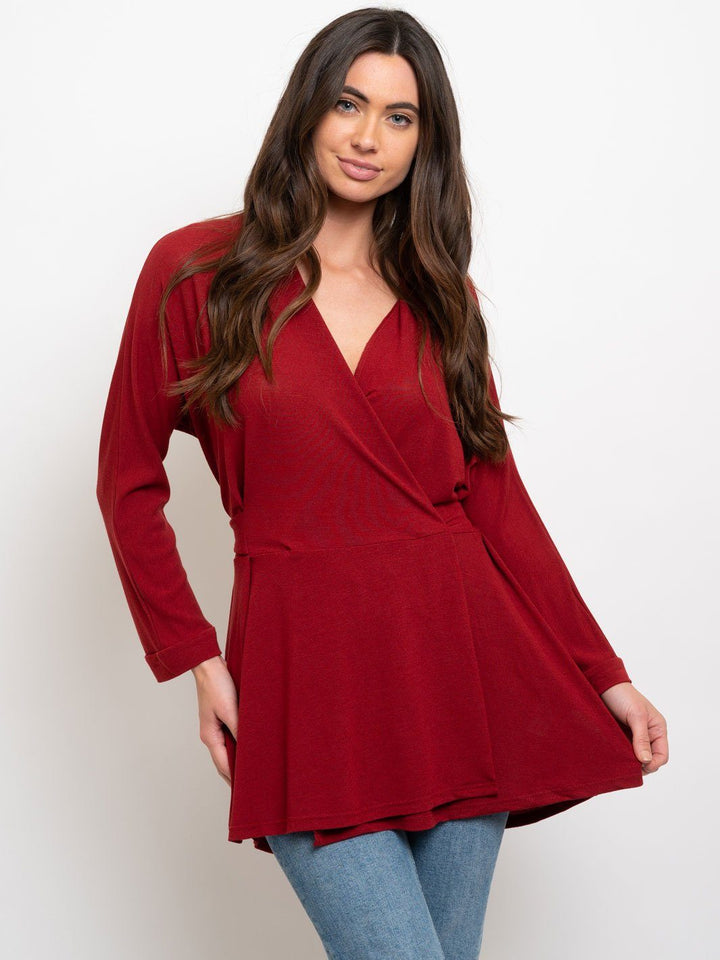 WOMEN'S FRONT TIE V NECK TOP
