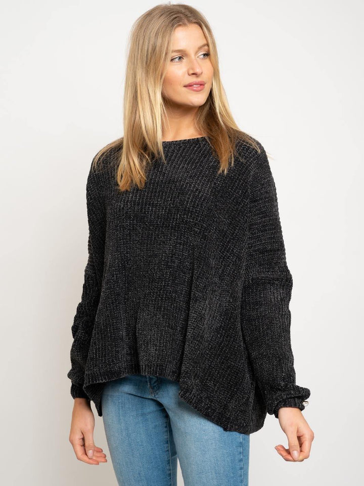 WOMEN'S LOOSE FIT SWEATER