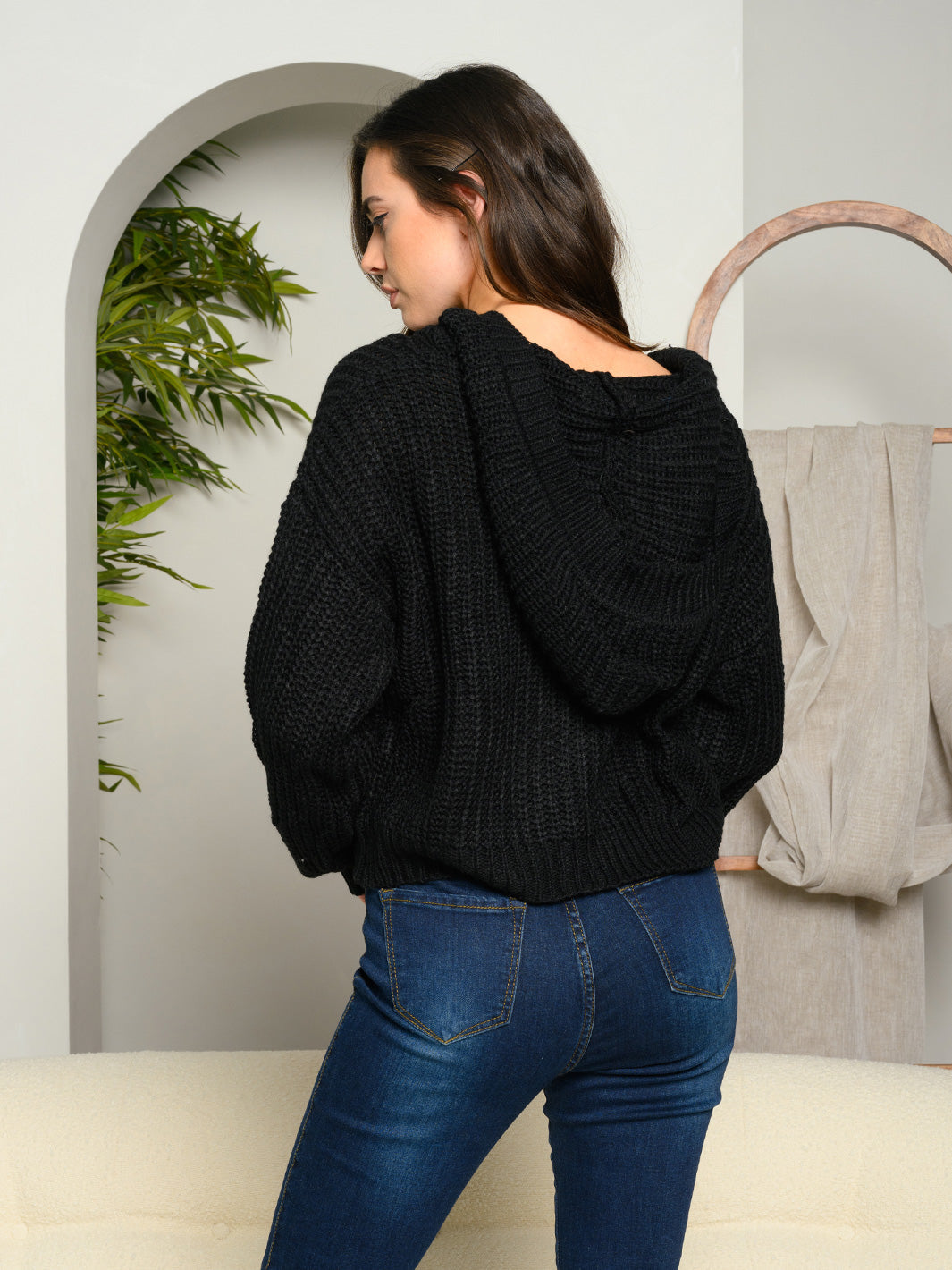 WOMEN'S KNIT LONG SLEEVE HOODED ZIPPER CLOSURE JACKET