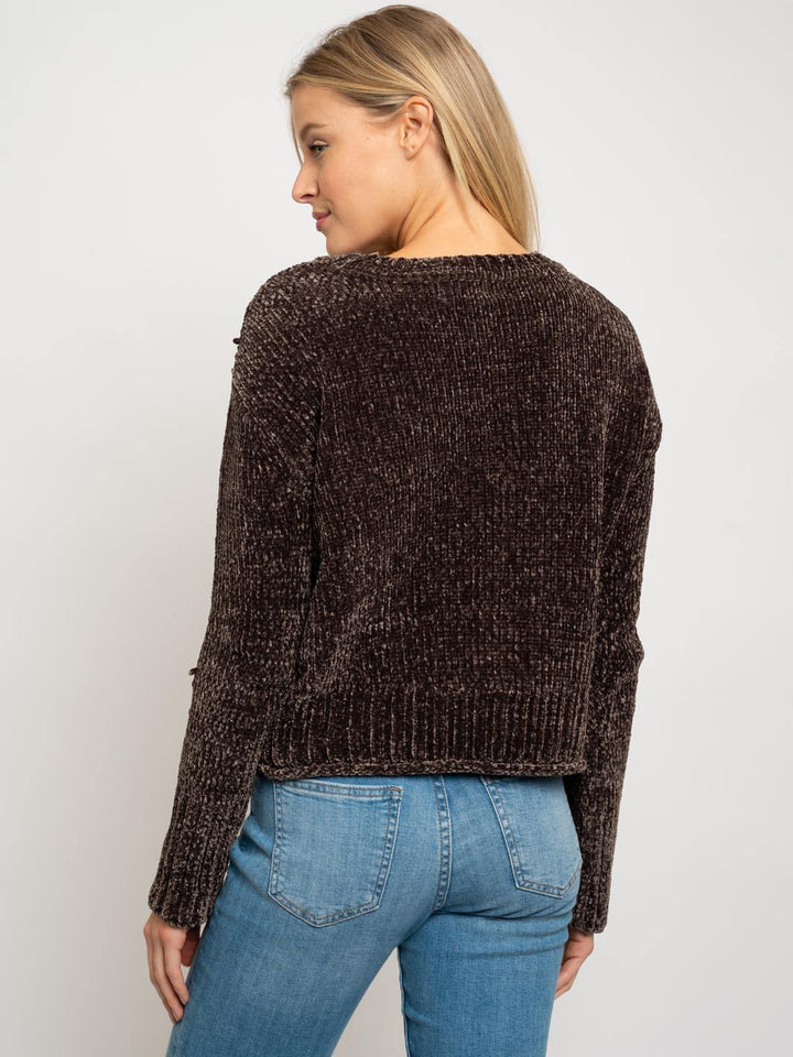 WOMEN'S KNIT SWEATER