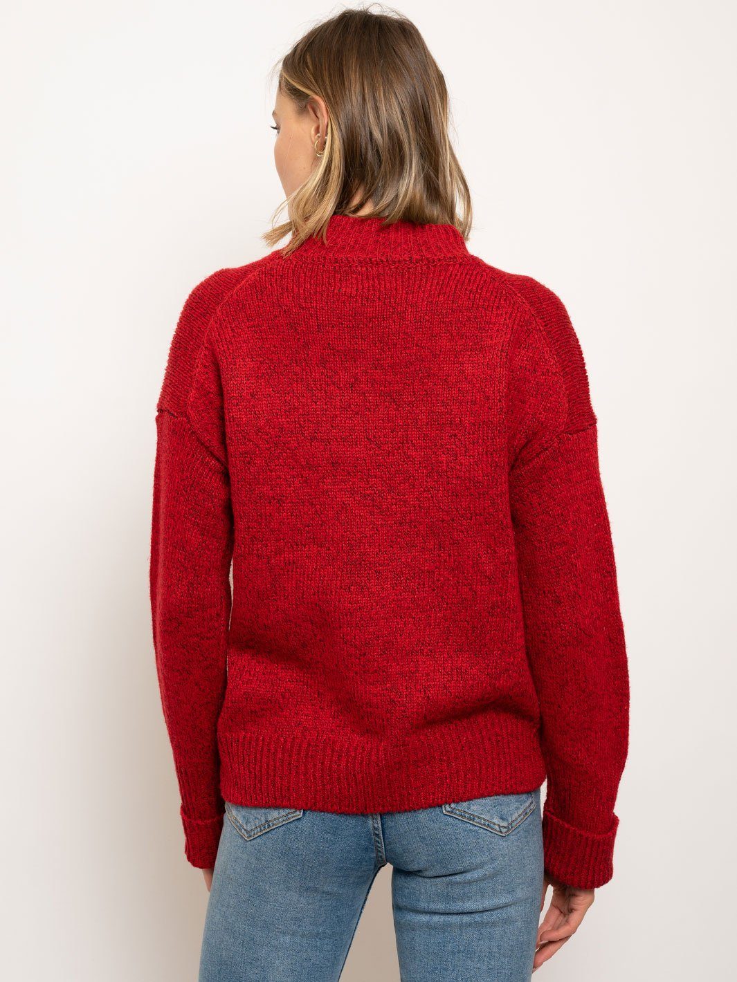 WOMEN'S RED SWEATER