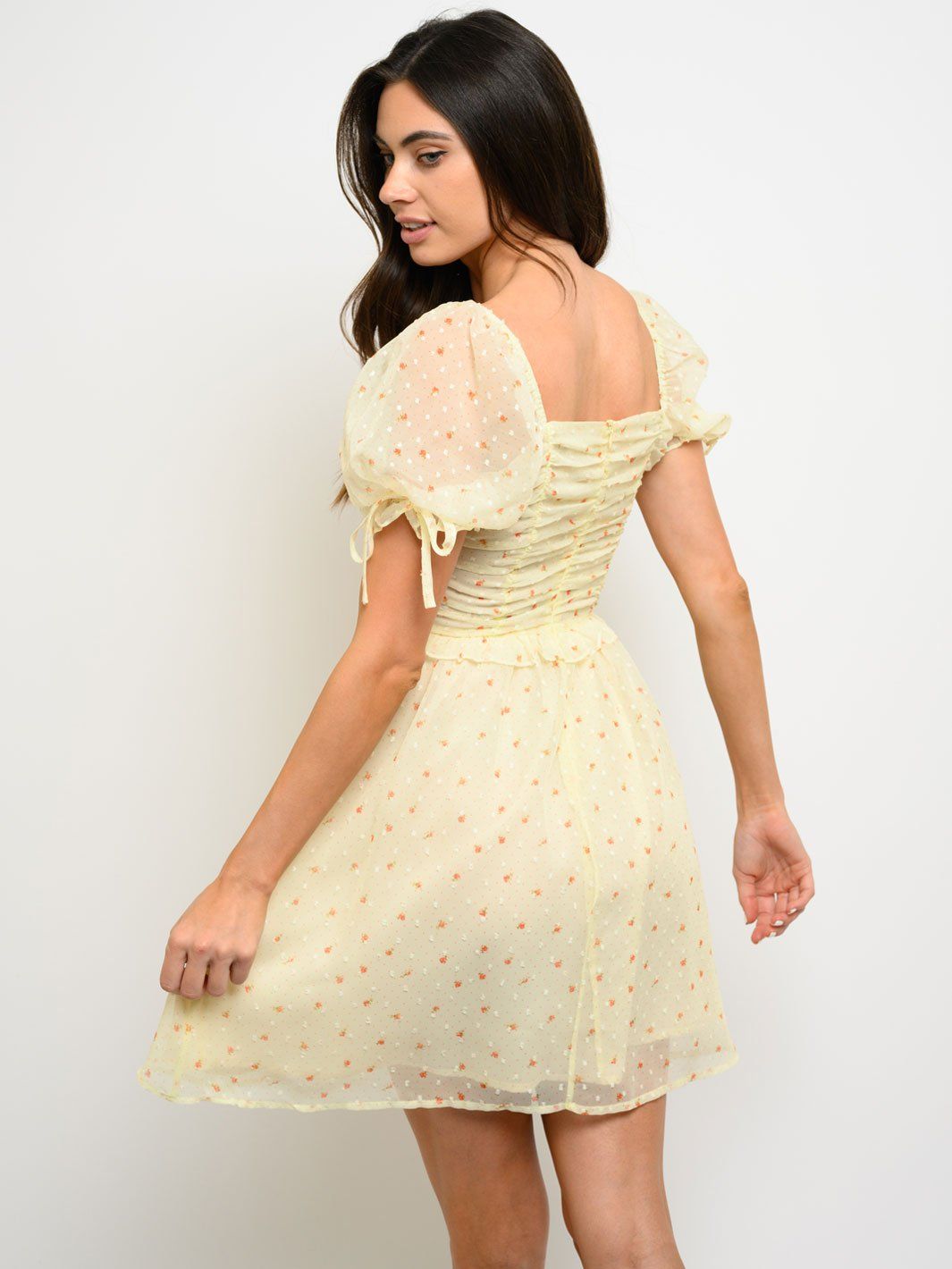 WOMEN'S RUCHED SWISS FLORAL MINI DRESS