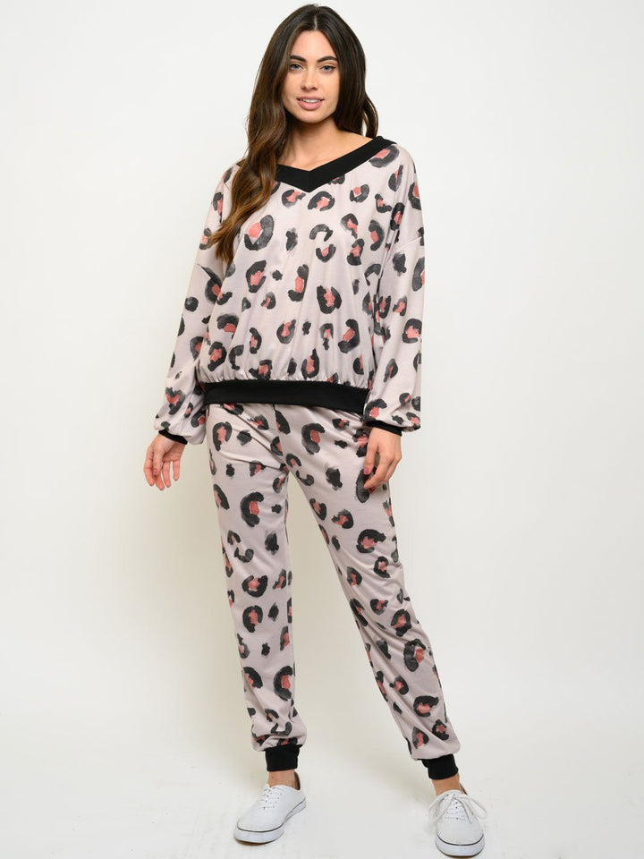 WOMEN'S LONG SLEEVE ANIMAL PRINT 2PC SET