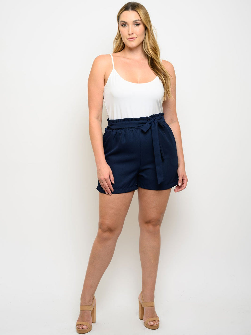 PLUS SIZE SELF TIE POCKETS SHORTS