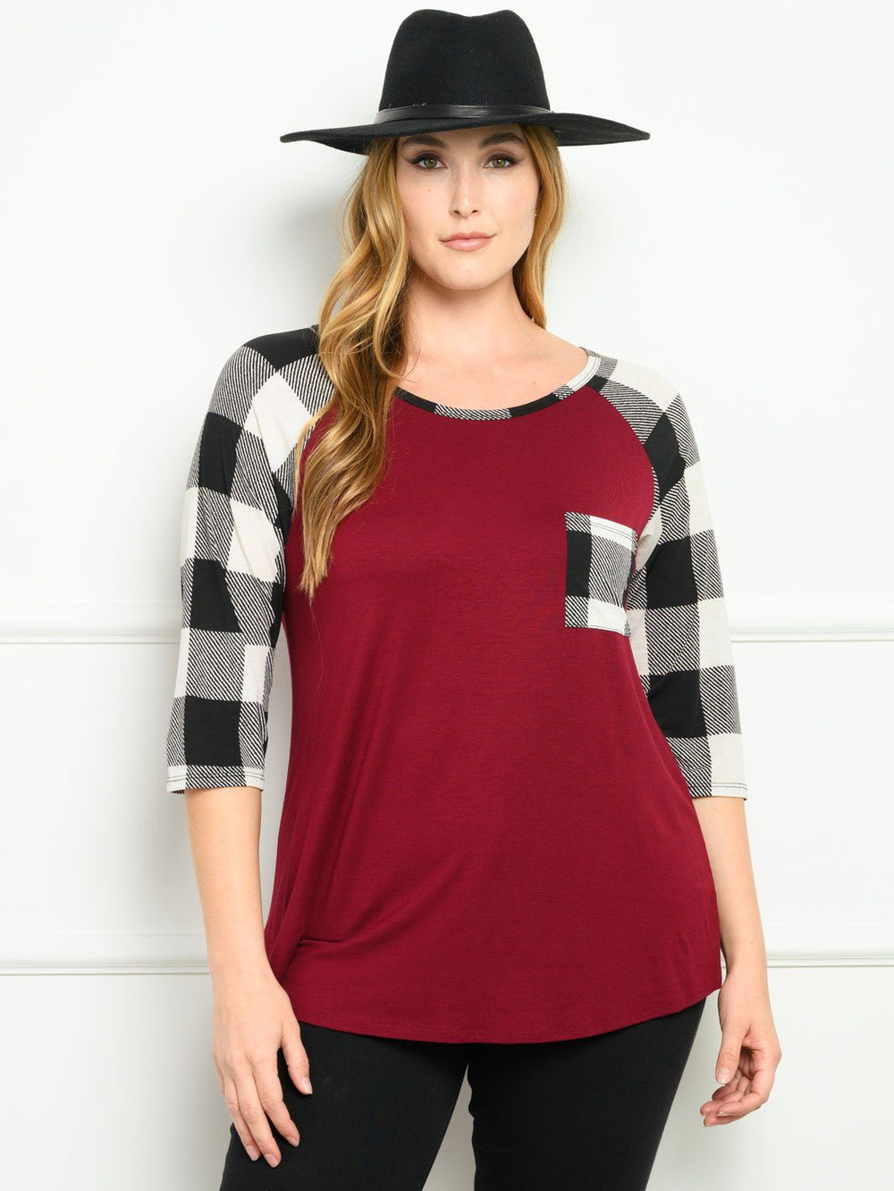 PLUS SIZE 3/4 SLEEVE PLAID PRINT SOLID TOP