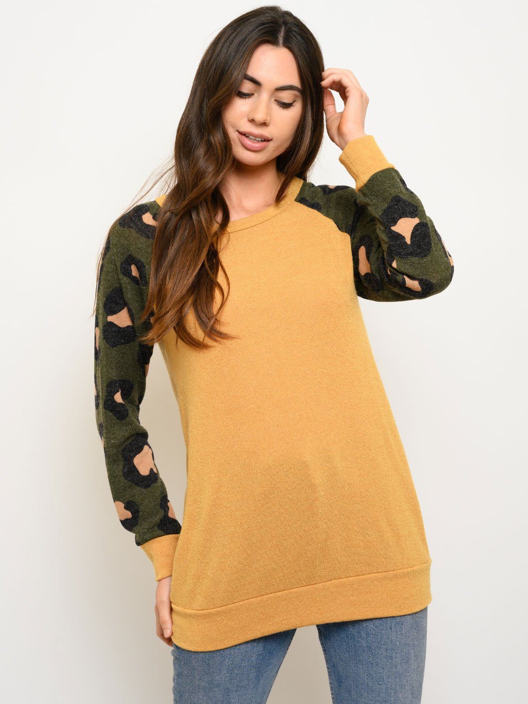WOMEN'S ANIMAL PRINT LONG SLEEVE SOLID TOP