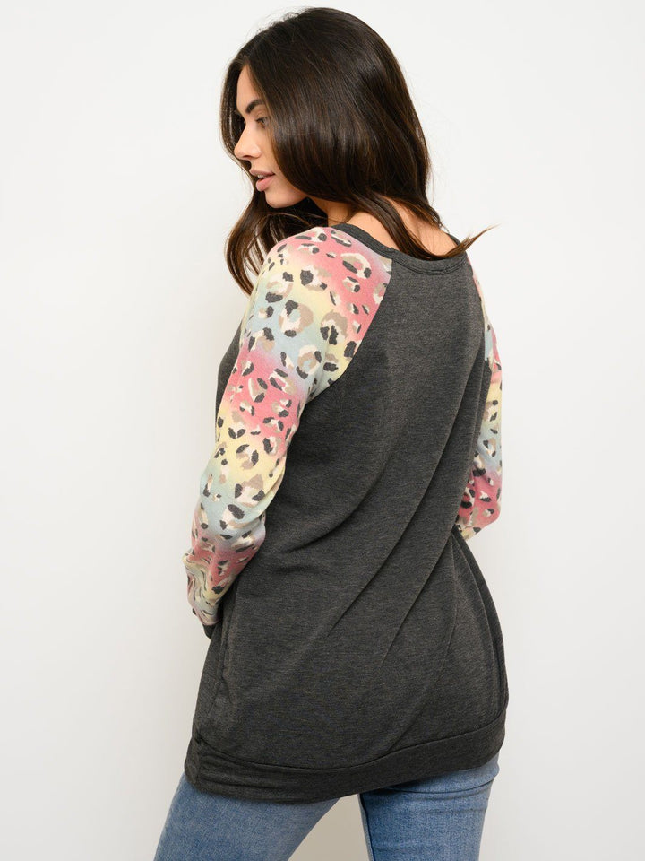 WOMEN'S ANIMAL PRINT LONG SLEEVE SOLID TOP