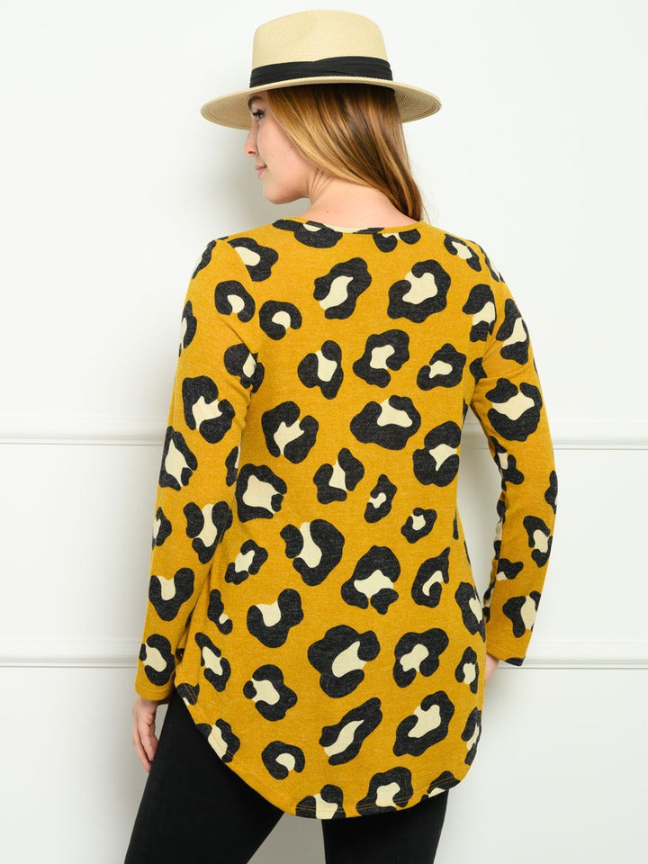 PLUS SIZE LONG SLEEVE ANIMAL PRINT BABYDOLL TOP