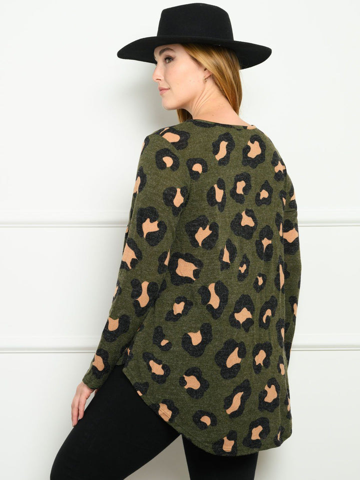 PLUS SIZE LONG SLEEVE ANIMAL PRINT BABYDOLL TOP