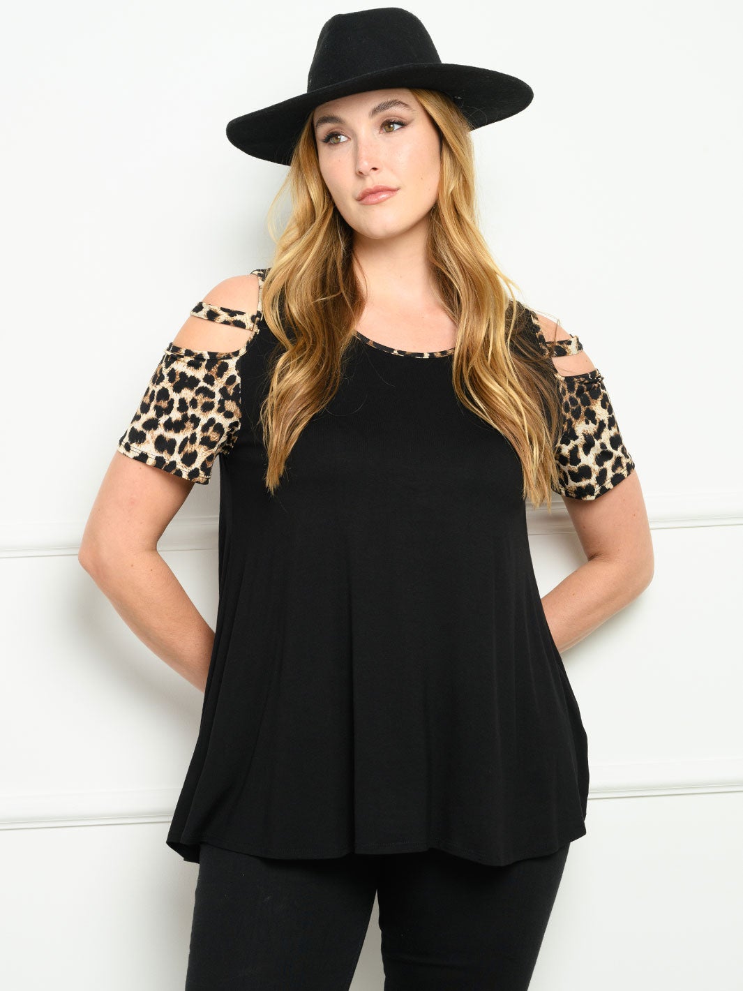 PLUS SIZE ANIMAL PRINT COLD SHOULDER TOP