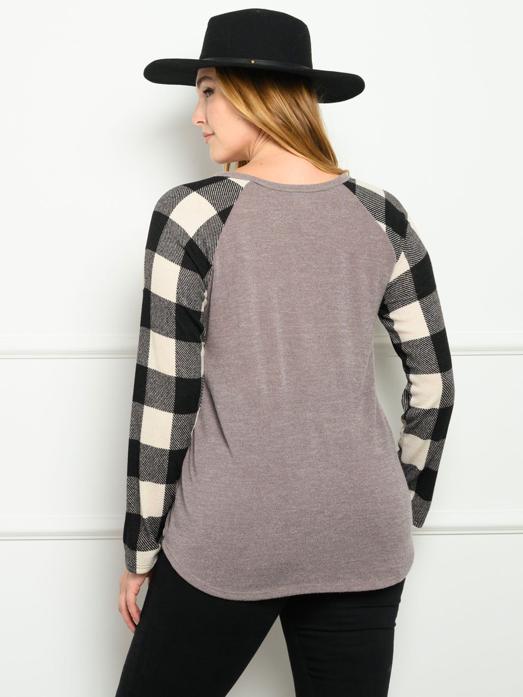 PLUS SIZE CONTRAST PLAID SOLID LONG SLEEVE TOP