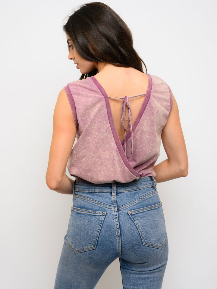 WOMEN'S SLEEVELESS ACID WASH BODYSUIT