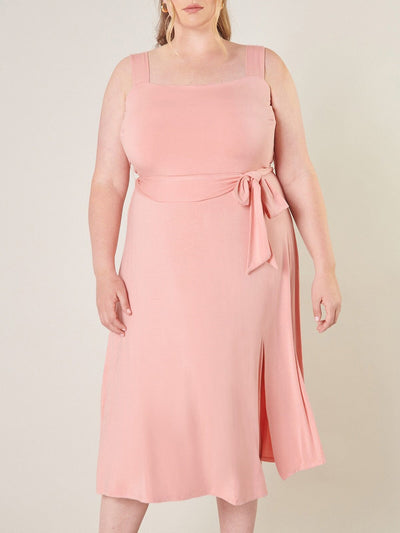 PLUS SIZE SLEEVELESS SQUARE NECK SELF TIE MIDI DRESS