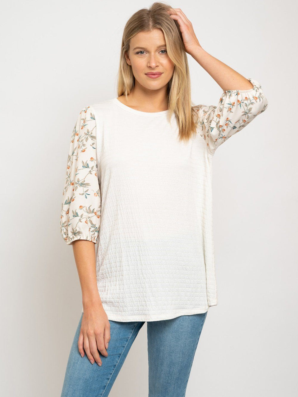 WOMEN'S 3/4 FLORAL SLEEVE TOP