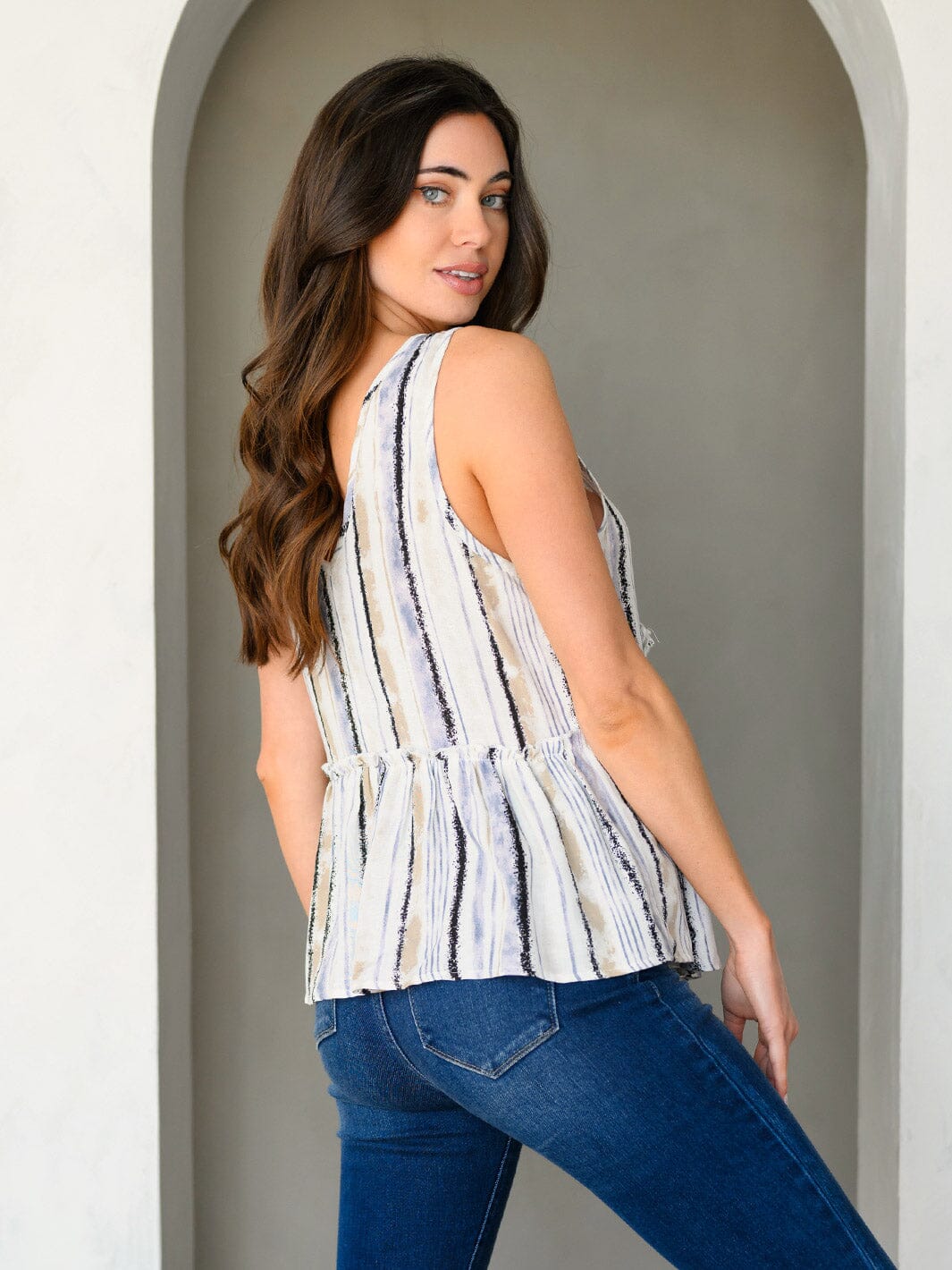 WOMEN'S SLEEVELESS V-NECK MULTI PRINT TANK TOP