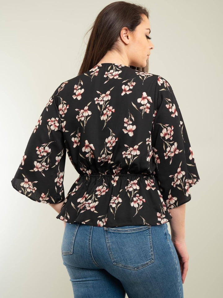 PLUS SIZE BELL SLEEVE FLORAL TOP