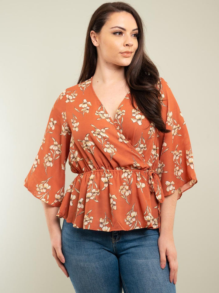 PLUS SIZE BELL SLEEVE FLORAL TOP