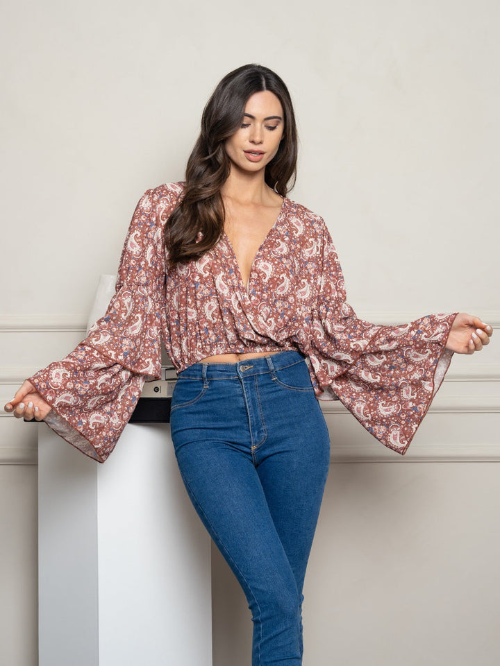 WOMEN'S PAISLY PRINT TIERED RUFFLE LONG SLEEVE WRAP TOP