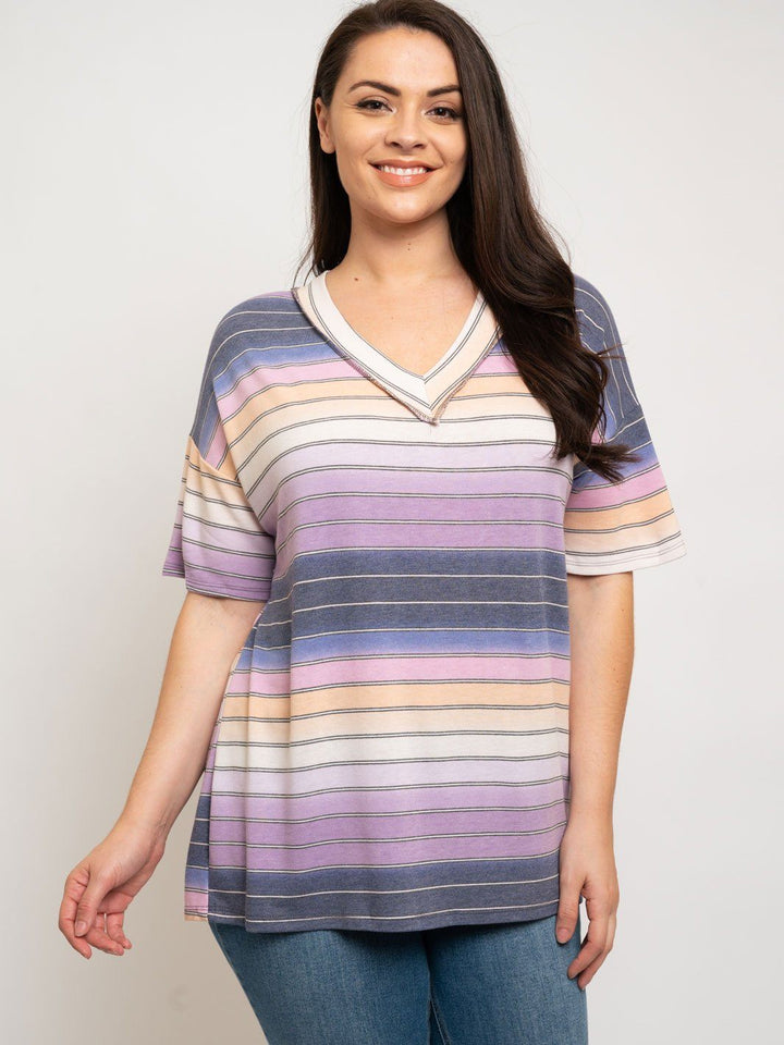 PLUS SIZE STRIPES TOP