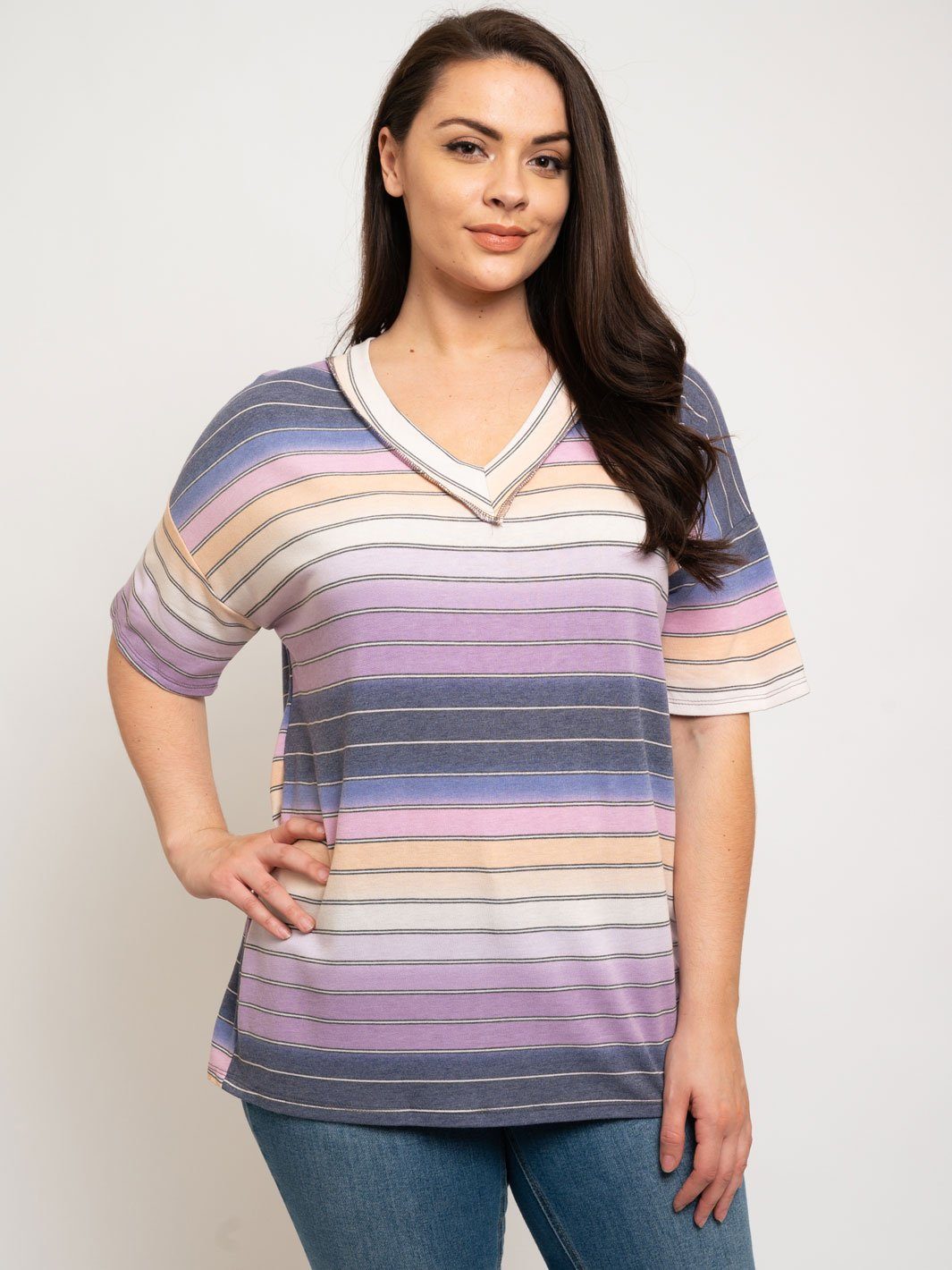 PLUS SIZE STRIPES TOP