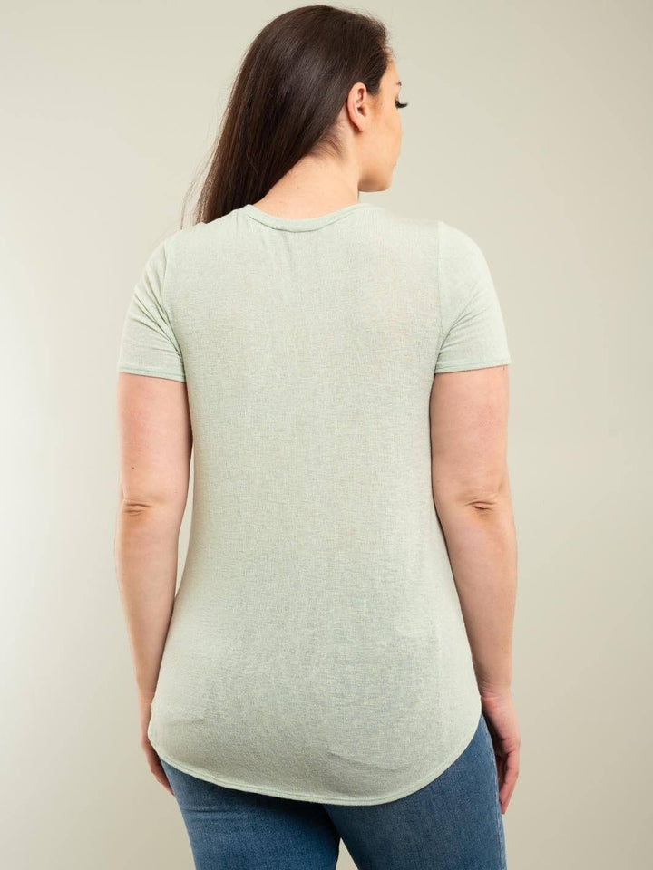 PLUS SIZE FRONT TIE TOP