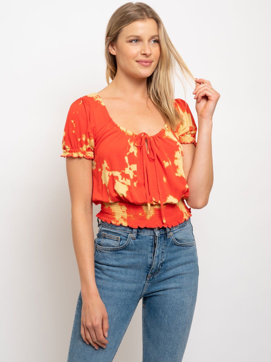 WOMEN'S RED WASH FRONT TIE TOP