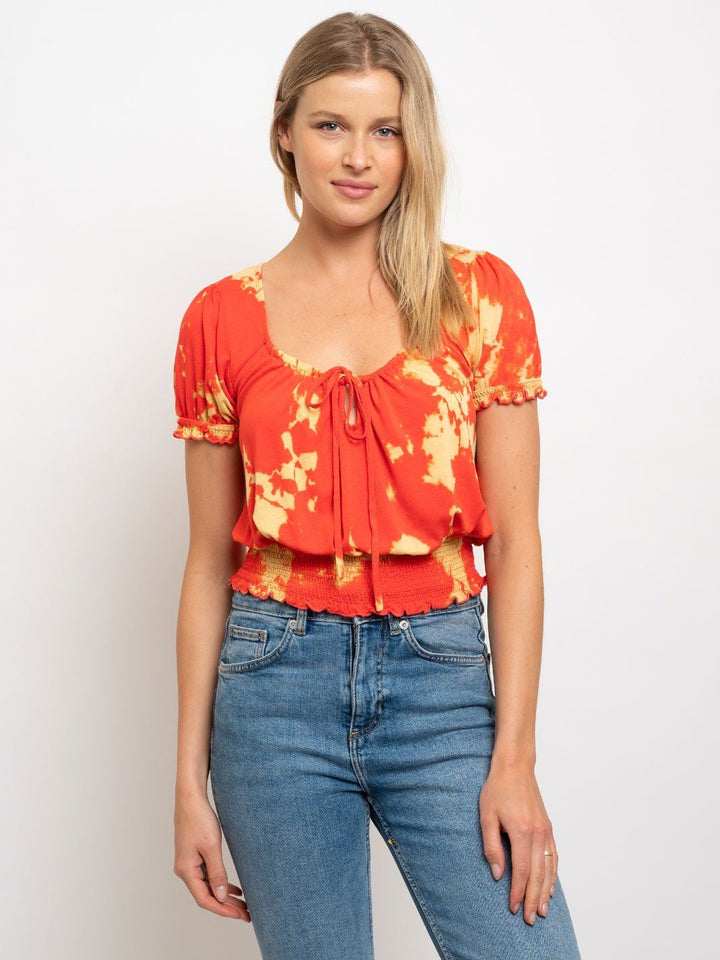 WOMEN'S RED WASH FRONT TIE TOP