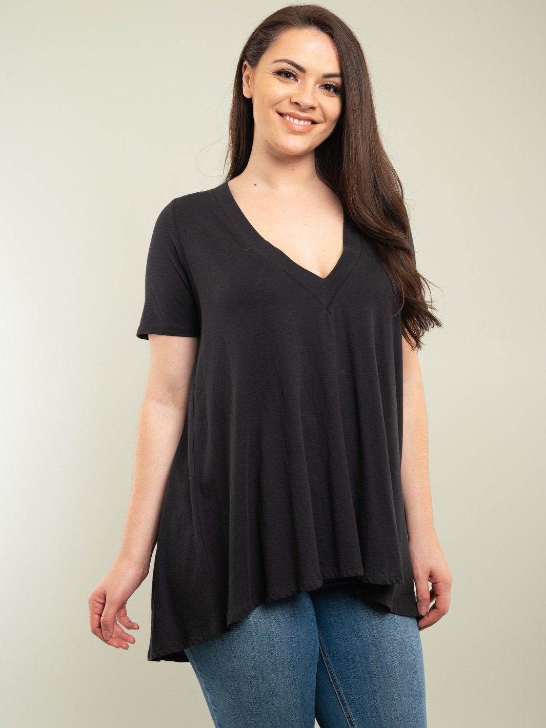 PLUS SIZE OVERSIZE TUNIC V-NECK TOP