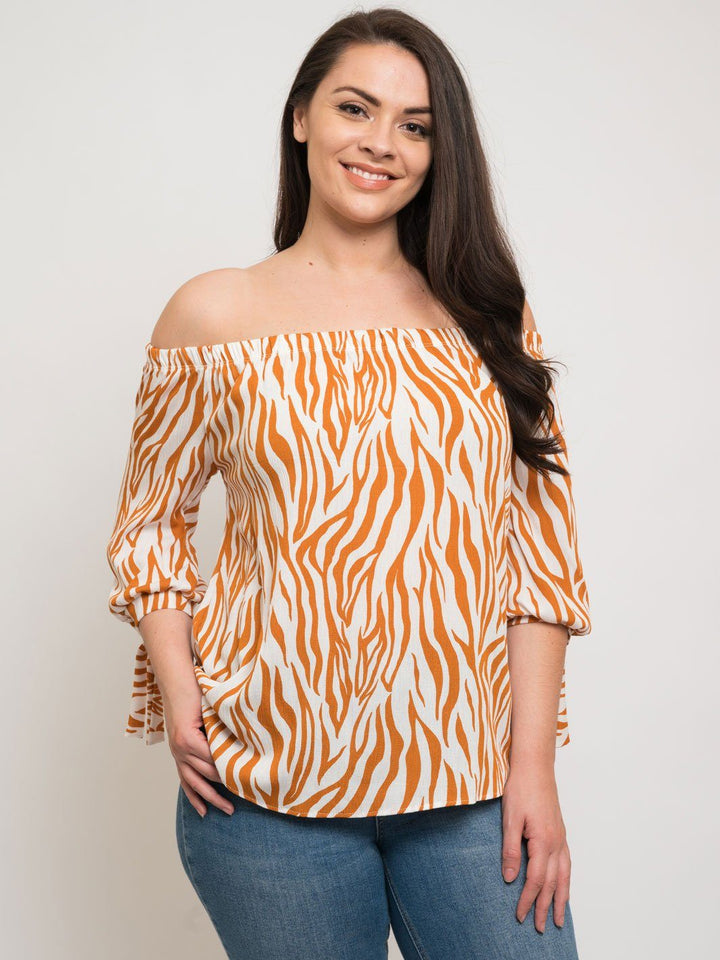 PLUS SIZE OFF THE SHOULDER TOP